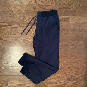 Lululemon Men’s ABC jogger - Large in Navy